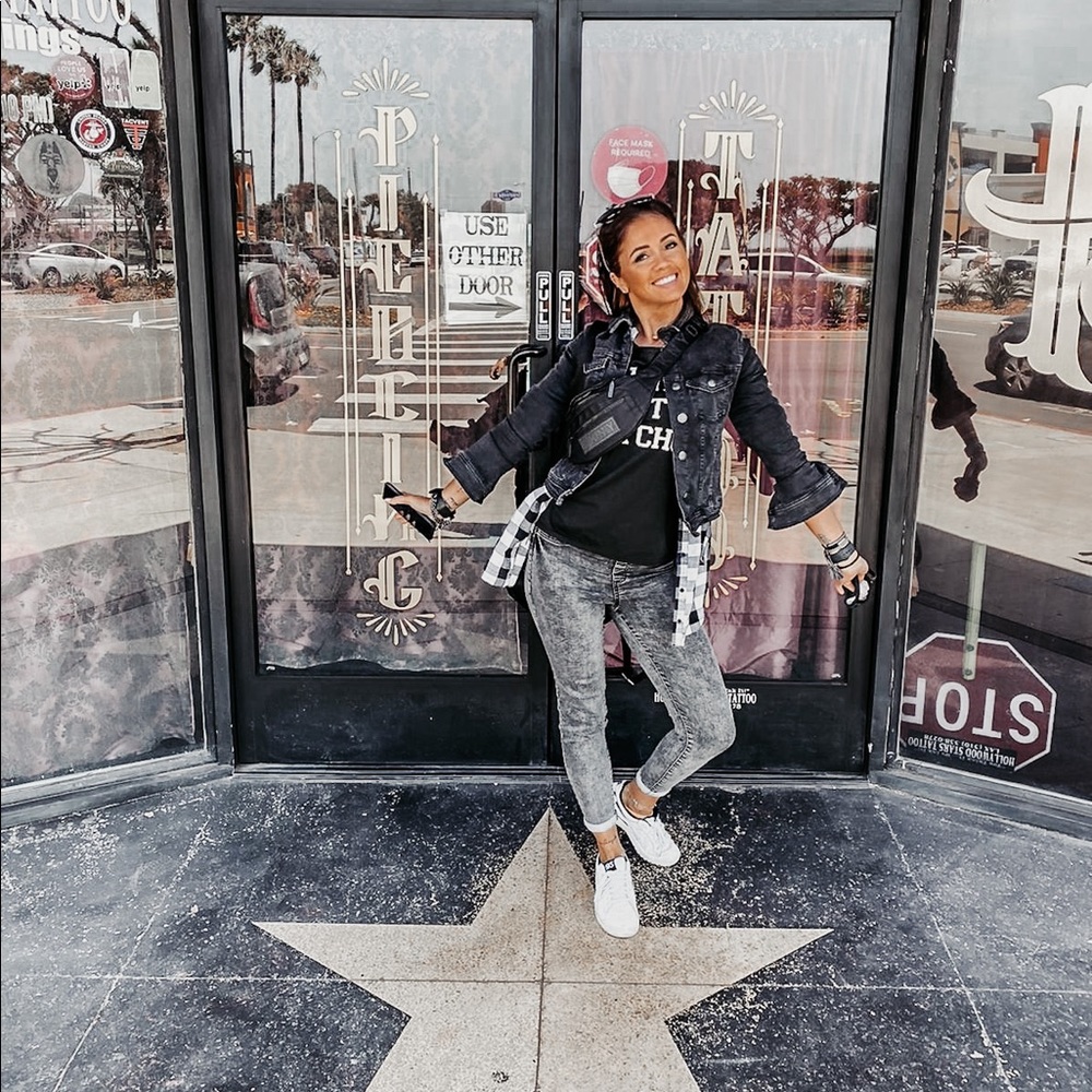 Meet your Posher, Esther